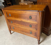 /album/galerie-de-photos-03-meuble-bas-credence-buffet-meuble-de-metier-commode-bahut/commode-ls-xvi-jpeg/